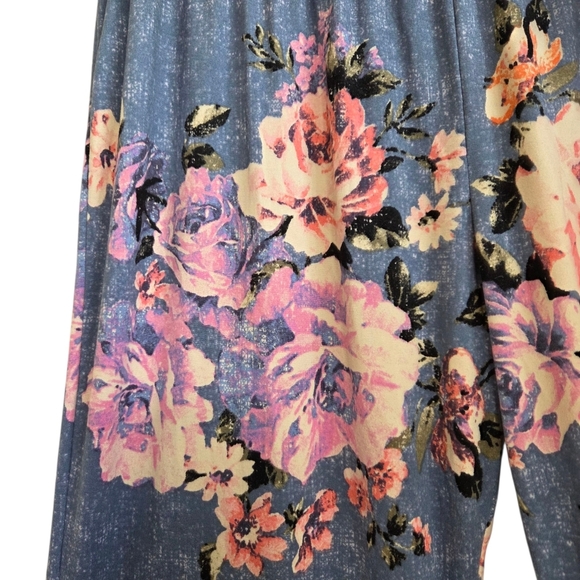 Acting Pro Floral Pull On Boot Cut Pants - Blue and Pink Size Med - Picture 3 of 5